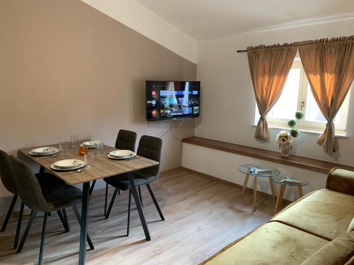 Parentium Town Center Appartement Poreč Buitenkant foto